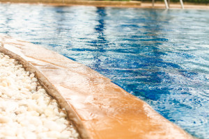 keep pool clean during monsoon